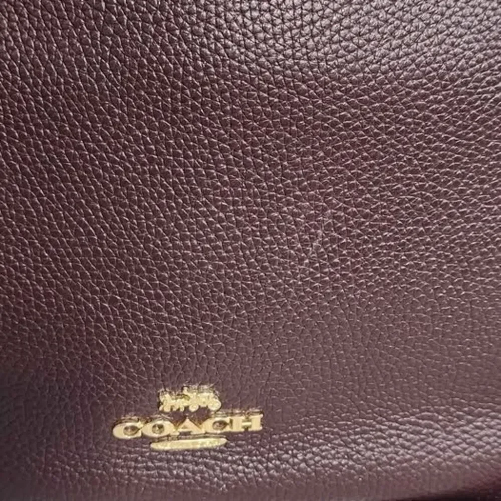 Coach Chelsea 32 Hobo – Oxblood Polished Pebble Leather – Gold Hardware